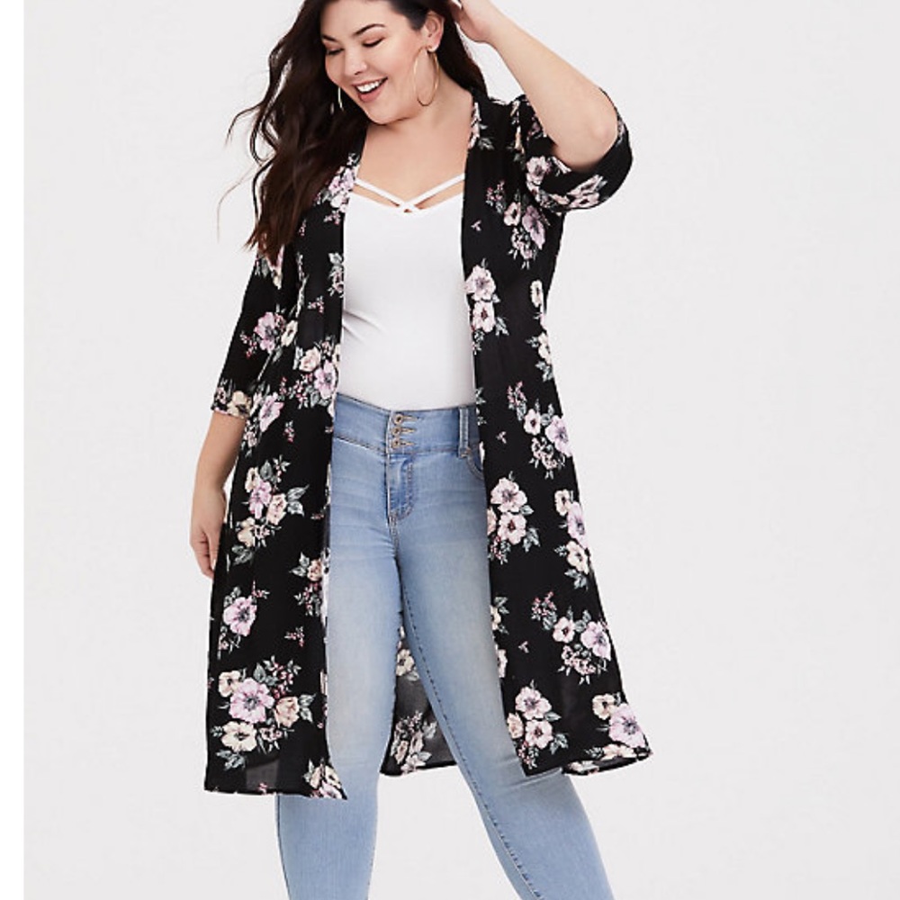 Torrid BLACK FLORAL MIDI CREPE KIMONO